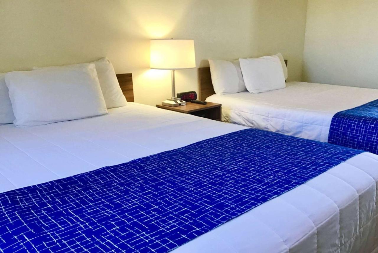 Travelodge By Wyndham Three Forks Εξωτερικό φωτογραφία
